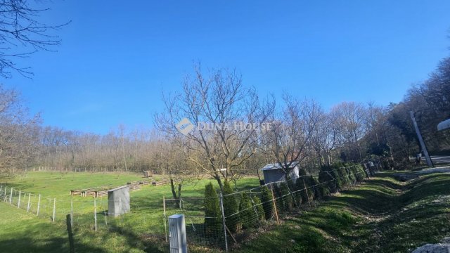 Eladó telek, Pécselyen 27 M Ft / költözzbe.hu