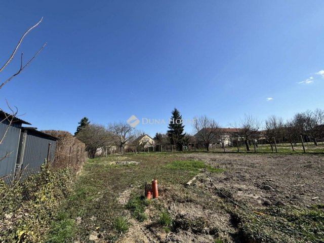Eladó telek, Mosonmagyaróváron 21 M Ft / költözzbe.hu