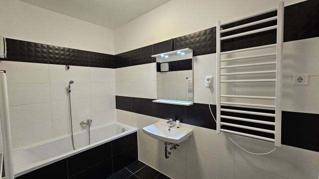 Kiadó téglalakás, albérlet, XIII. kerületben, Szegedi úton