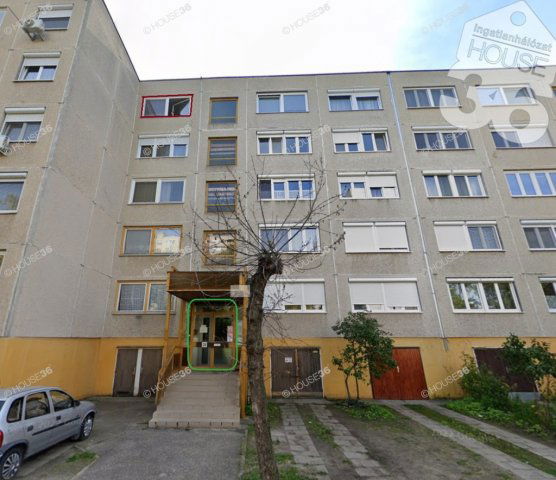 Eladó panellakás, Kecskeméten 33.9 M Ft, 2 szobás