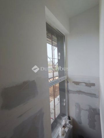 Eladó ikerház, Budapesten, XVIII. kerületben 125 M Ft, 5 szobás