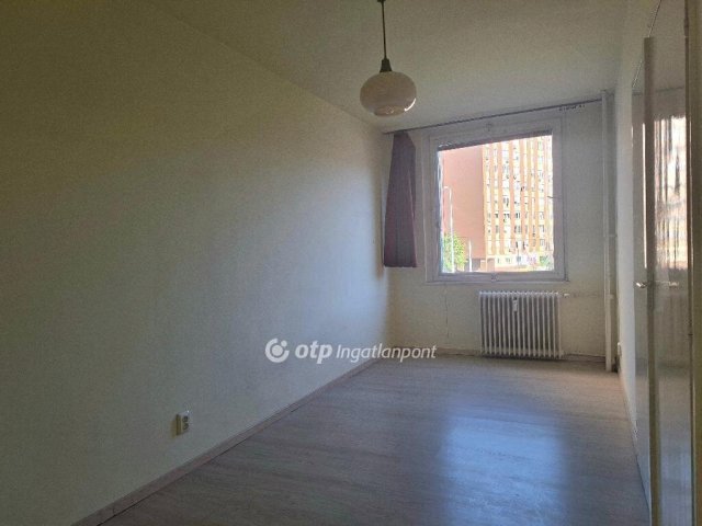 Eladó téglalakás, Budapesten, X. kerületben 67.9 M Ft, 3 szobás