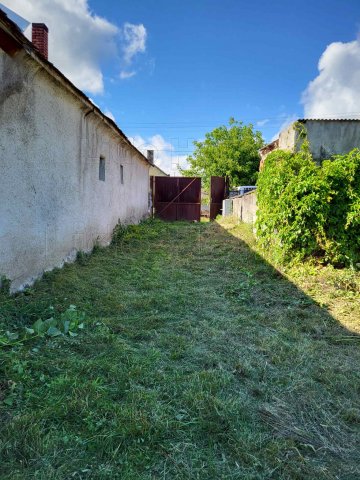 Eladó családi ház, Tapolcán 22.5 M Ft, 1 szobás