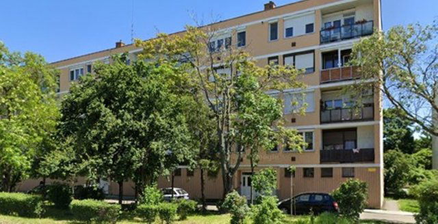 Eladó téglalakás, Gyöngyösön 19 M Ft, 2 szobás