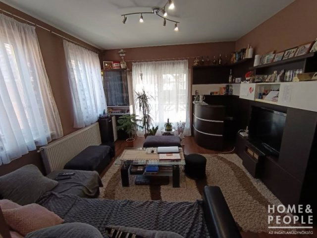 Eladó családi ház, Ópusztaszeren 62.999 M Ft, 4 szobás