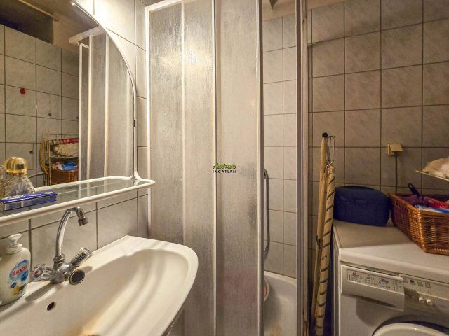 Eladó téglalakás, Sopronban 63.9 M Ft, 2 szobás