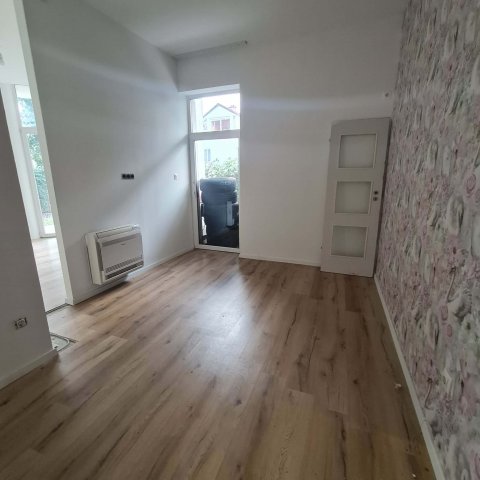 Eladó téglalakás, Budapesten, III. kerületben 139 M Ft, 3 szobás