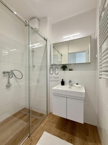 Eladó téglalakás, Budapesten, XIII. kerületben 177.5 M Ft