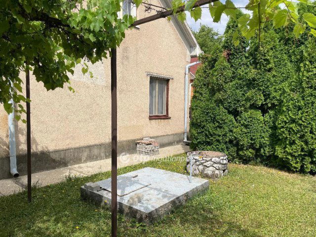 Eladó nyaraló, Mezőkövesden 29 M Ft, 2+2 szobás