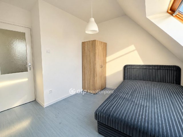 Kiadó téglalakás, albérlet, Debrecenben 390 E Ft / hó, 4 szobás
