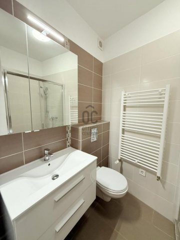 Eladó téglalakás, Budapesten, VI. kerületben 134.9 M Ft