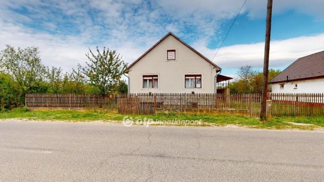 Eladó családi ház, Olcsván 17.5 M Ft, 3 szobás
