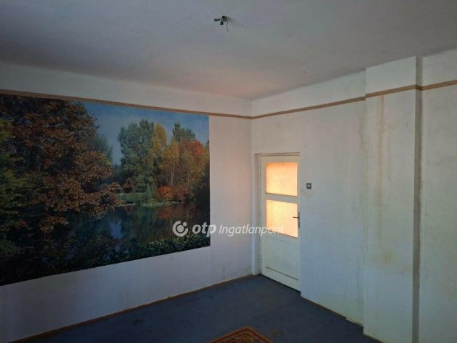 Eladó családi ház, Vámospércsen 38 M Ft, 2 szobás
