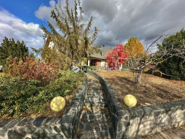 Eladó családi ház, Kecskeméten 165 M Ft, 5 szobás