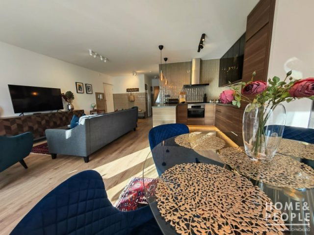 Eladó téglalakás, Szegeden 118.5 M Ft, 3 szobás