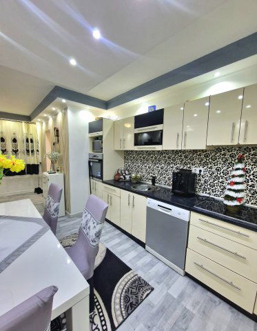 Eladó téglalakás, Mosonmagyaróváron 25 M Ft, 1 szobás