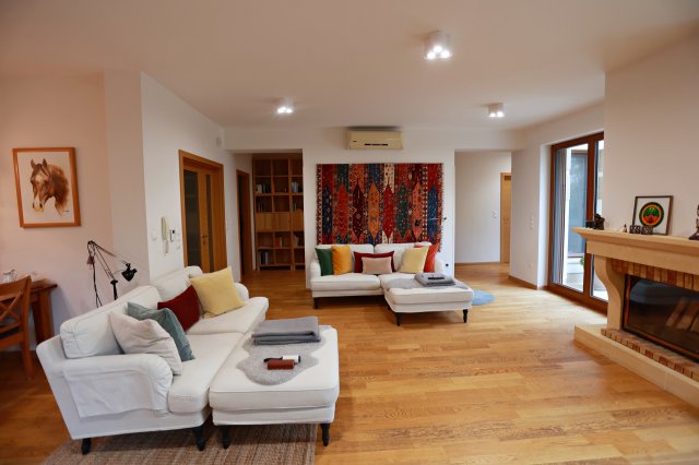 Eladó családi ház, Gödöllőn 329 M Ft, 4 szobás