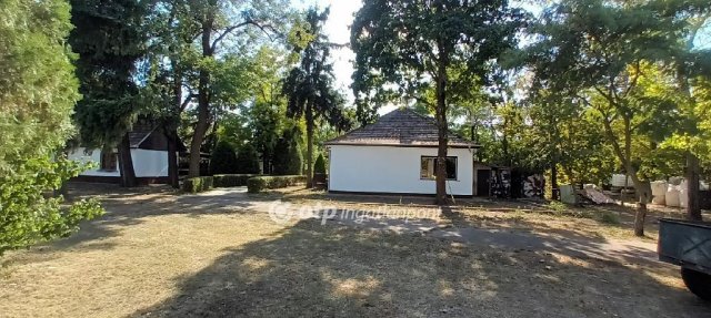 Eladó mezogazdasagi ingatlan, Érden 220 M Ft, 3 szobás