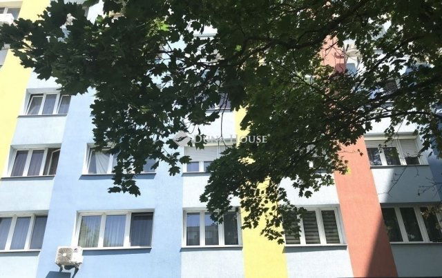 Eladó panellakás, Budapesten, III. kerületben 54.9 M Ft, 2 szobás