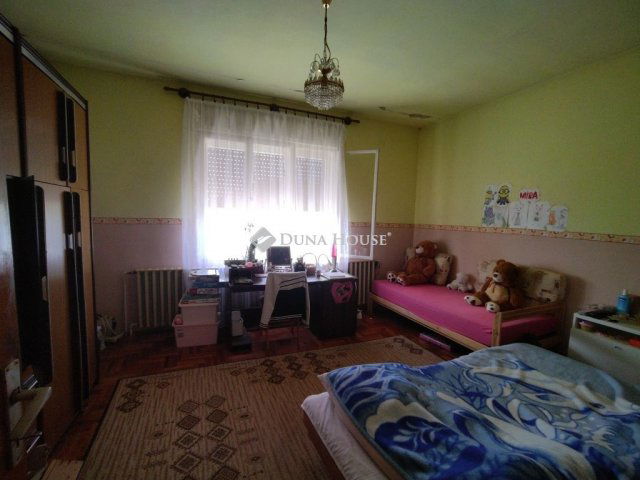 Eladó családi ház, Nagykátán 56.5 M Ft, 3 szobás