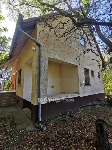 Eladó nyaraló, Cegléden 30 M Ft, 1 szobás / költözzbe.hu
