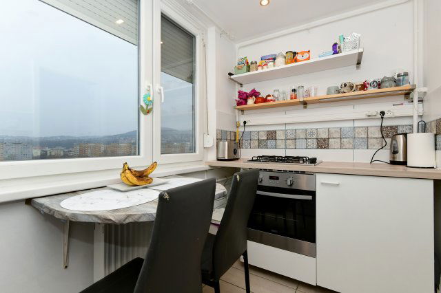 Eladó panellakás, Budapesten, III. kerületben, Raktár utcában