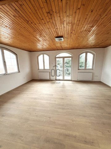 Eladó családi ház, Budapesten, XVIII. kerületben 290 M Ft