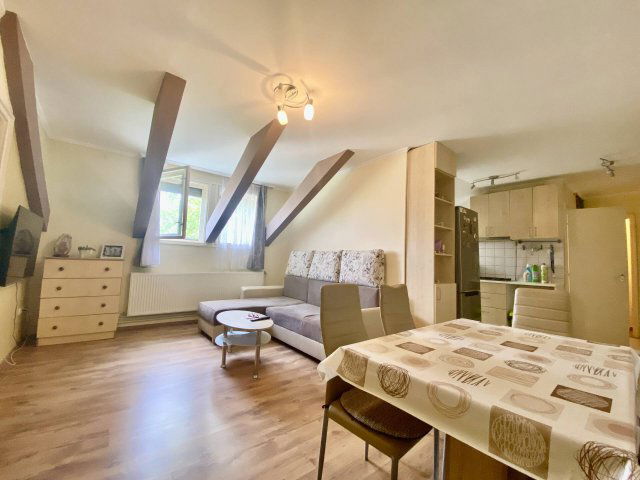 Eladó téglalakás, Békéscsabán 27.9 M Ft, 2 szobás