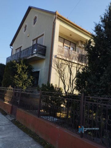 Eladó családi ház, Szepetneken 46 M Ft, 5+1 szobás
