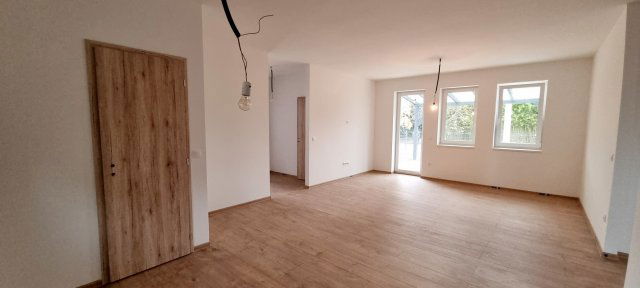 Eladó családi ház, Bicskén 79.9 M Ft, 4 szobás