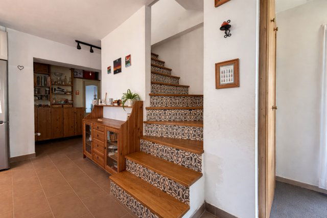 Eladó családi ház, Pécsett 115 M Ft, 5+1 szobás