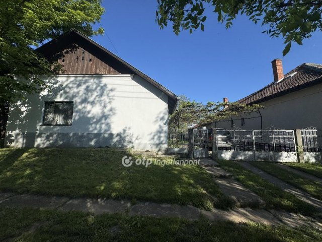 Eladó családi ház, Tiszaörsön 21.72 M Ft, 2+3 szobás