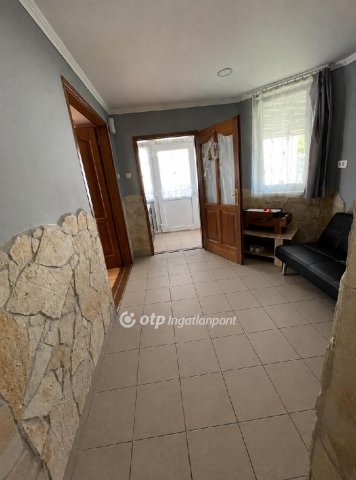 Eladó családi ház, Püspökladányban 39 M Ft, 2 szobás