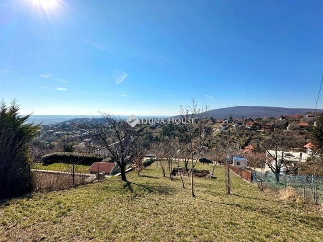 Eladó családi ház, Pécsett 425 M Ft, 4 szobás