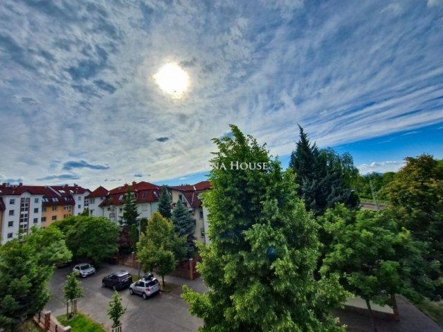 Eladó téglalakás, Budapesten, XIV. kerületben 75 M Ft, 2 szobás