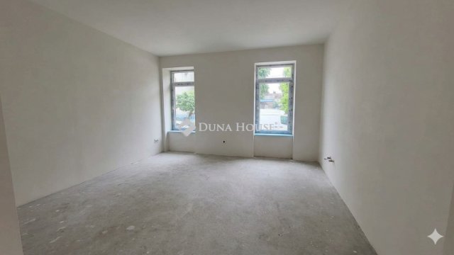 Eladó családi ház, Kiskunfélegyházán 48 M Ft, 3 szobás