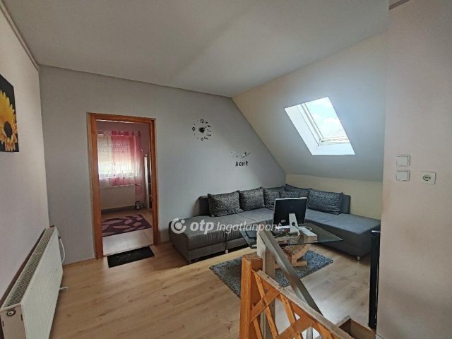 Eladó családi ház, Kőteleken 37.9 M Ft, 3+1 szobás