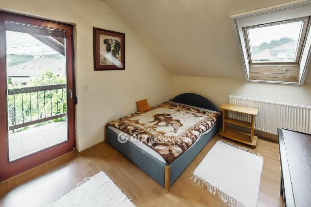 Eladó családi ház, Nadapon 239 M Ft, 5+1 szobás