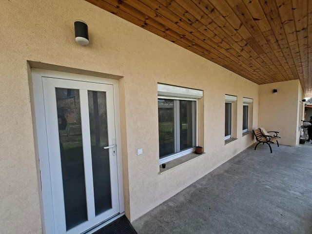 Eladó családi ház, Budapesten, XV. kerületben 44.9 M Ft