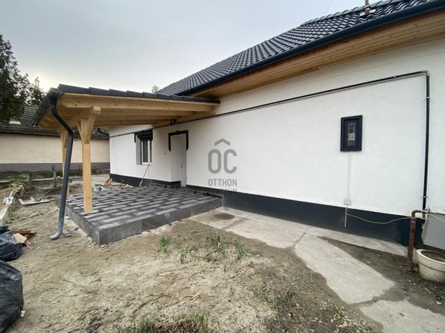 Eladó családi ház, Abonyban 49.5 M Ft, 3 szobás