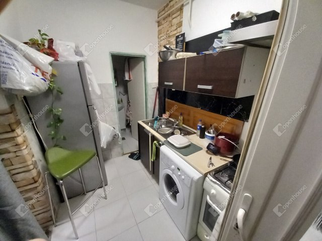 Eladó családi ház, Debrecenben 30.9 M Ft, 1 szobás