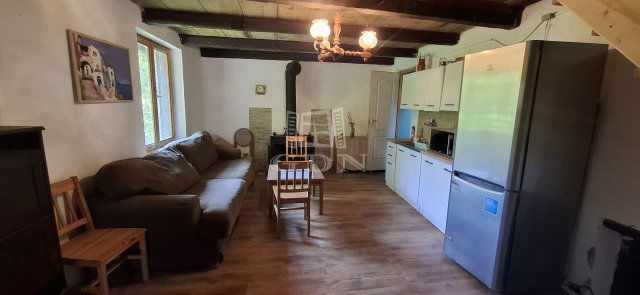 Eladó nyaraló, Ságváron 17 M Ft, 2 szobás