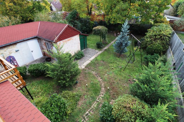 Eladó családi ház, Pécelen 119.9 M Ft, 4 szobás