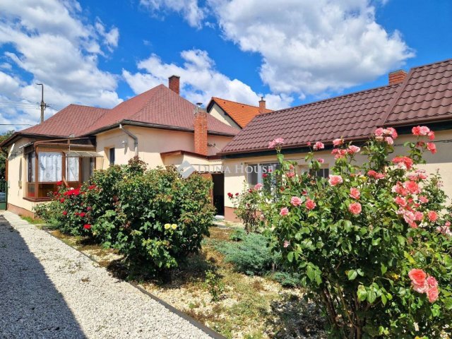 Eladó családi ház, Keszthelyen, Sopron utcában 69 M Ft, 2 szobás