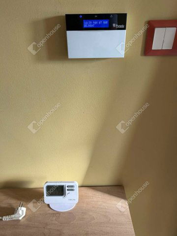 Eladó családi ház, Pilisen 69.9 M Ft, 2 szobás