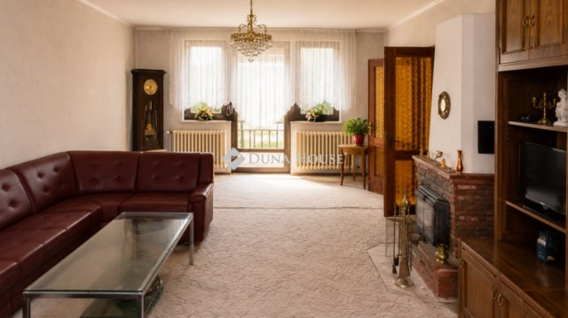 Eladó ikerház, Budapesten, XVIII. kerületben 109 M Ft, 4 szobás