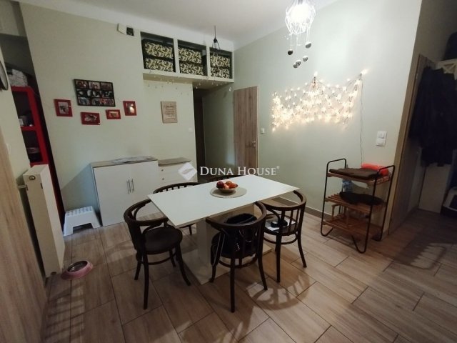 Eladó téglalakás, Budapesten, IV. kerületben 110 M Ft, 5 szobás