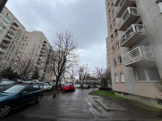 Eladó panellakás, Budapesten, XXI. kerületben 62.999 M Ft