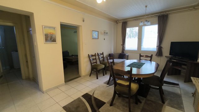 Eladó téglalakás, Keszthelyen 55 M Ft, 4+1 szobás