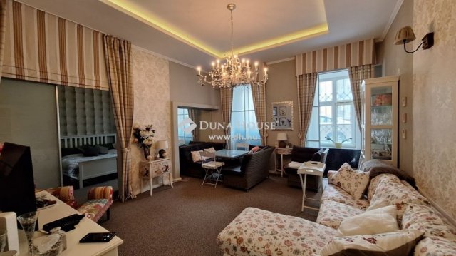 Eladó téglalakás, Budapesten, I. kerületben 114.9 M Ft, 2 szobás